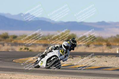 media/Nov-16-2024-CVMA (Sat) [[0e4bb1f32f]]/Race 9-Amateur Supersport Middleweight/